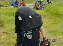 Nick Green carries his panniers up the path to Achmelvich YH